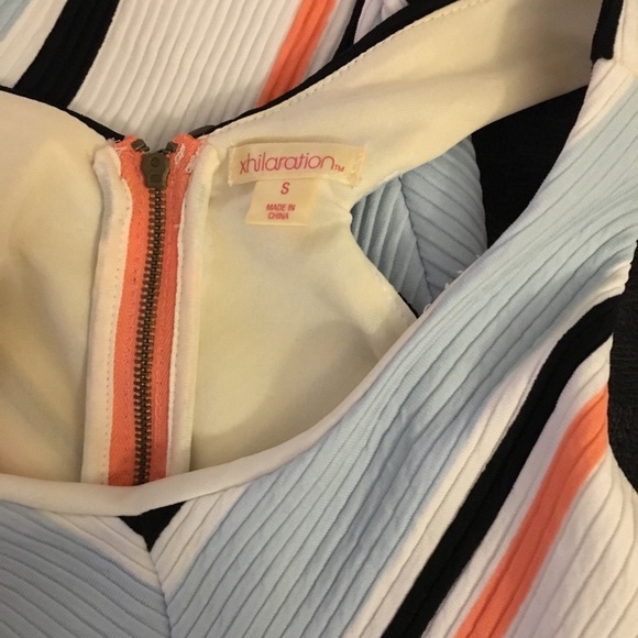 SMALL Xhilaration Gorgeous Dress! - Picture 4 of 5